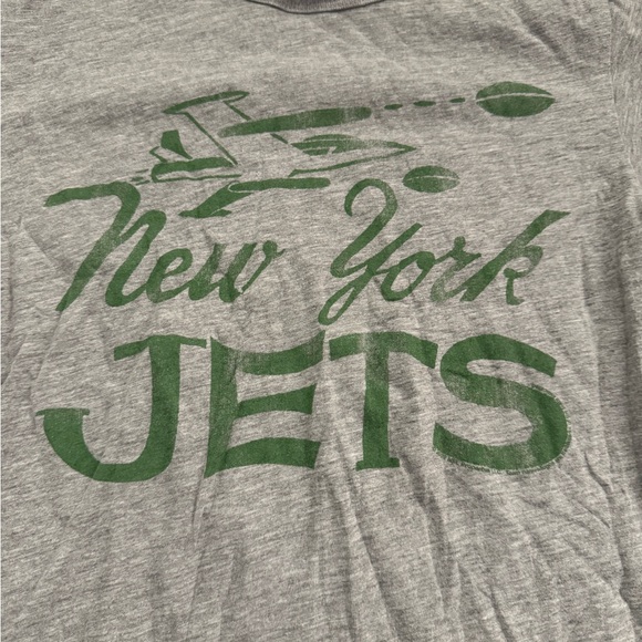 New York Jets Vintage Style Tee by Junk Food: Aaron Rodgers: Sauce Gardener: LG - Picture 2 of 5